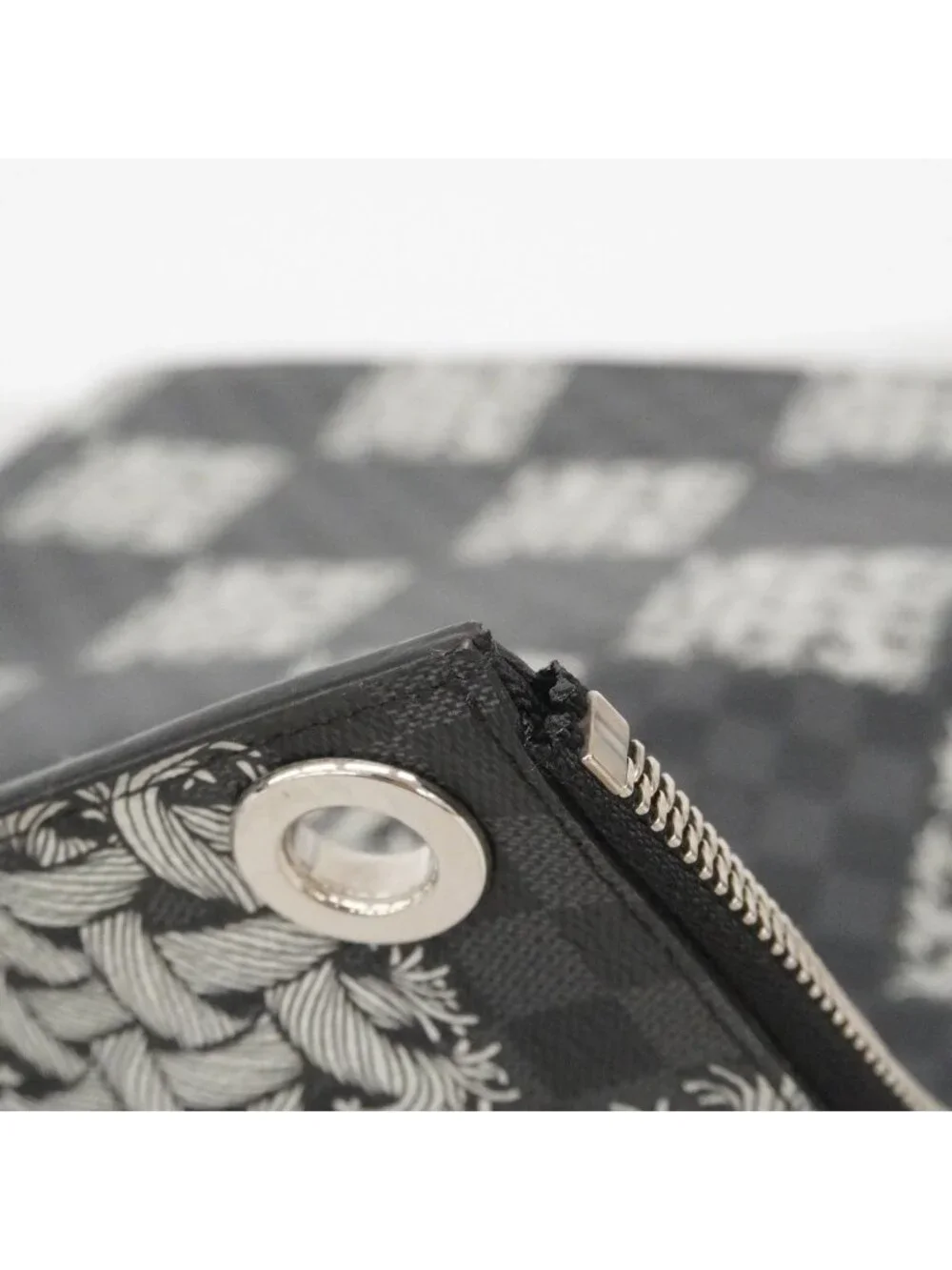 Louis Vuitton Clutch Damier Graphite Christopher Nemes Collaboration Pochette